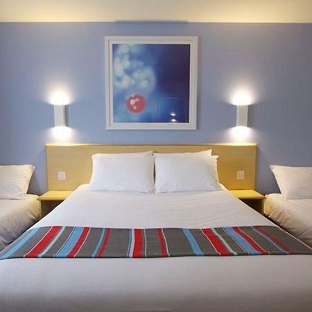 Travelodge Grantham South Witham Bagian luar foto