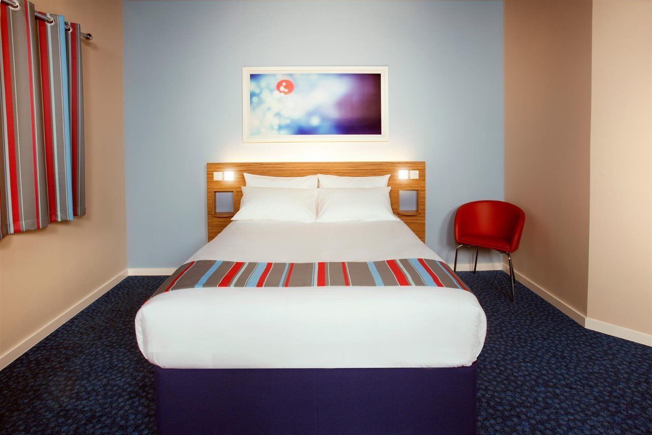 Travelodge Grantham South Witham Bagian luar foto
